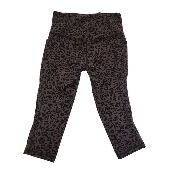 Athleta Salutation Stash II Capri Size SP Grey Black Leopard Print Tight Legging - Picture 2 of 8